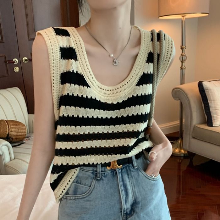 Spice girl striped outer wear small camisole female inner wear 2023 summer new fashion western style fashionable sleeveless top