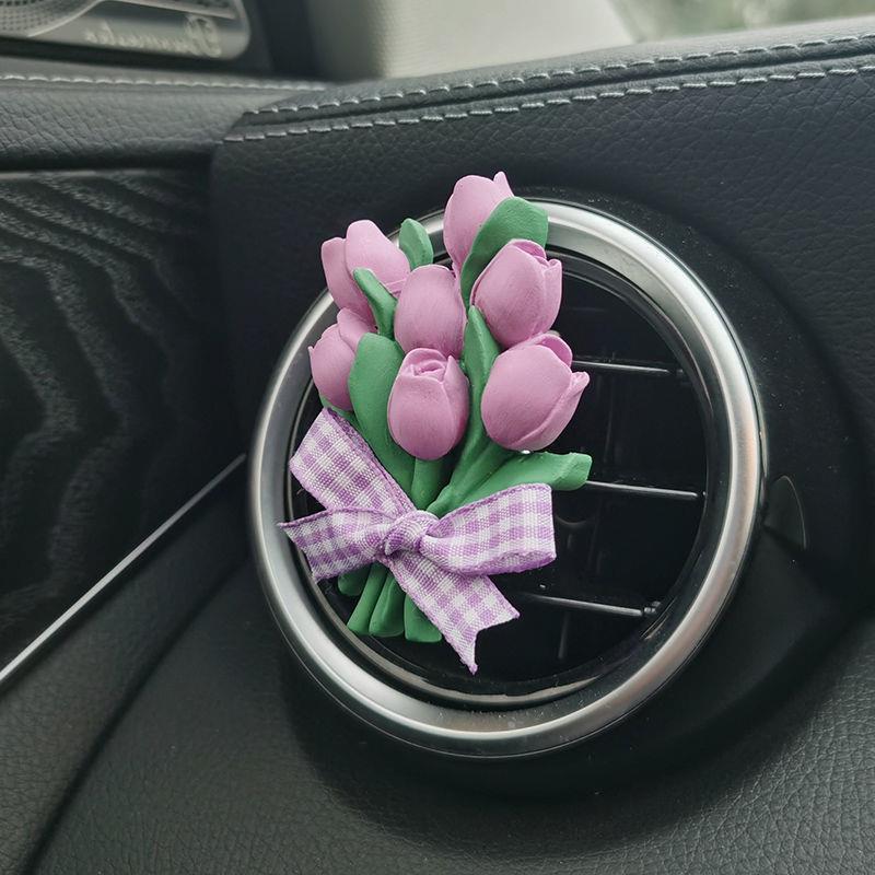 车载香水香薰粉色郁金香汽车空调出风口装饰品扩香石香氛礼物淡香