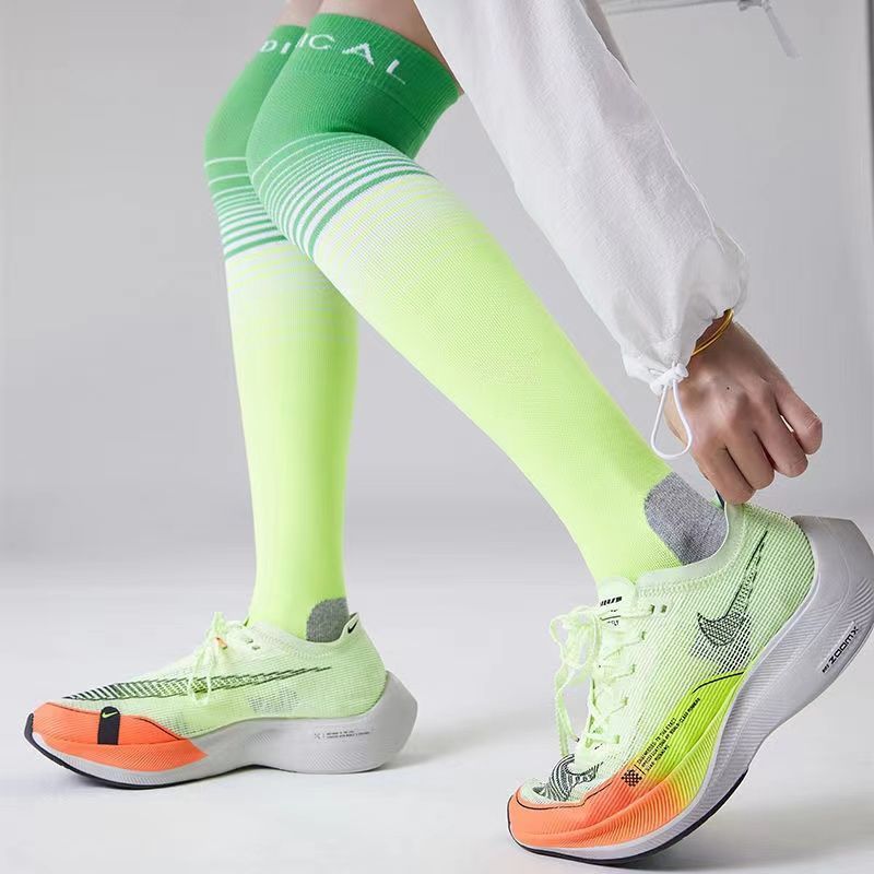 范斯蒂克 过膝运动长袜女透气弹力健身跑步训练马拉松高筒网球袜