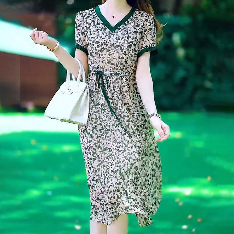 High-end pearl yarn dress fashion age-reducing and slimming 2022 summer new women's mid-length skirt foreign style self-cultivation