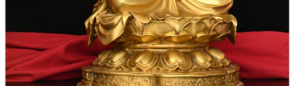 Guan Yin (Kuan Yin) Standing detail 5