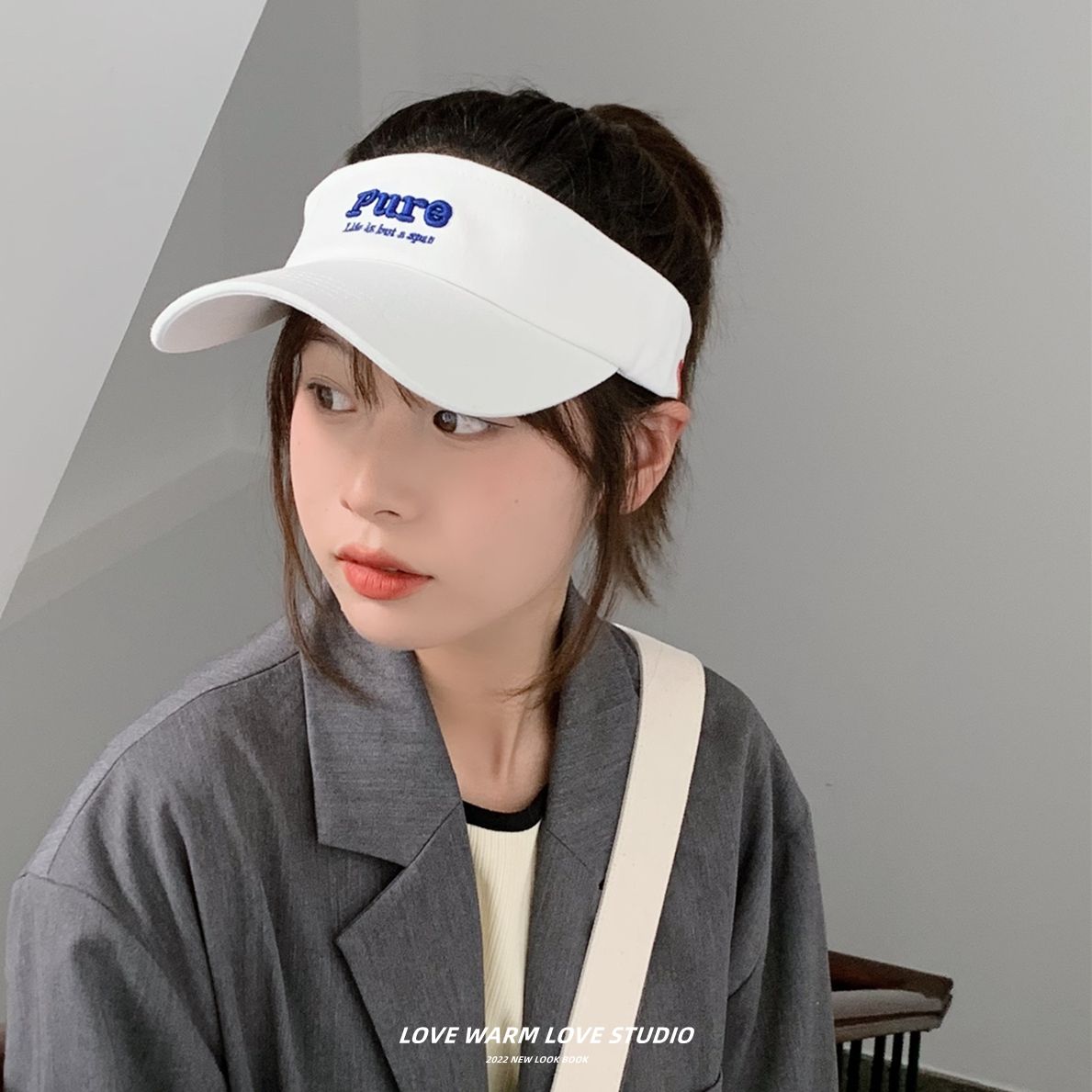 Korean version of the new letter embroidery empty top peaked hat men and women trendy summer outdoor sports all-match sun hat sunshade