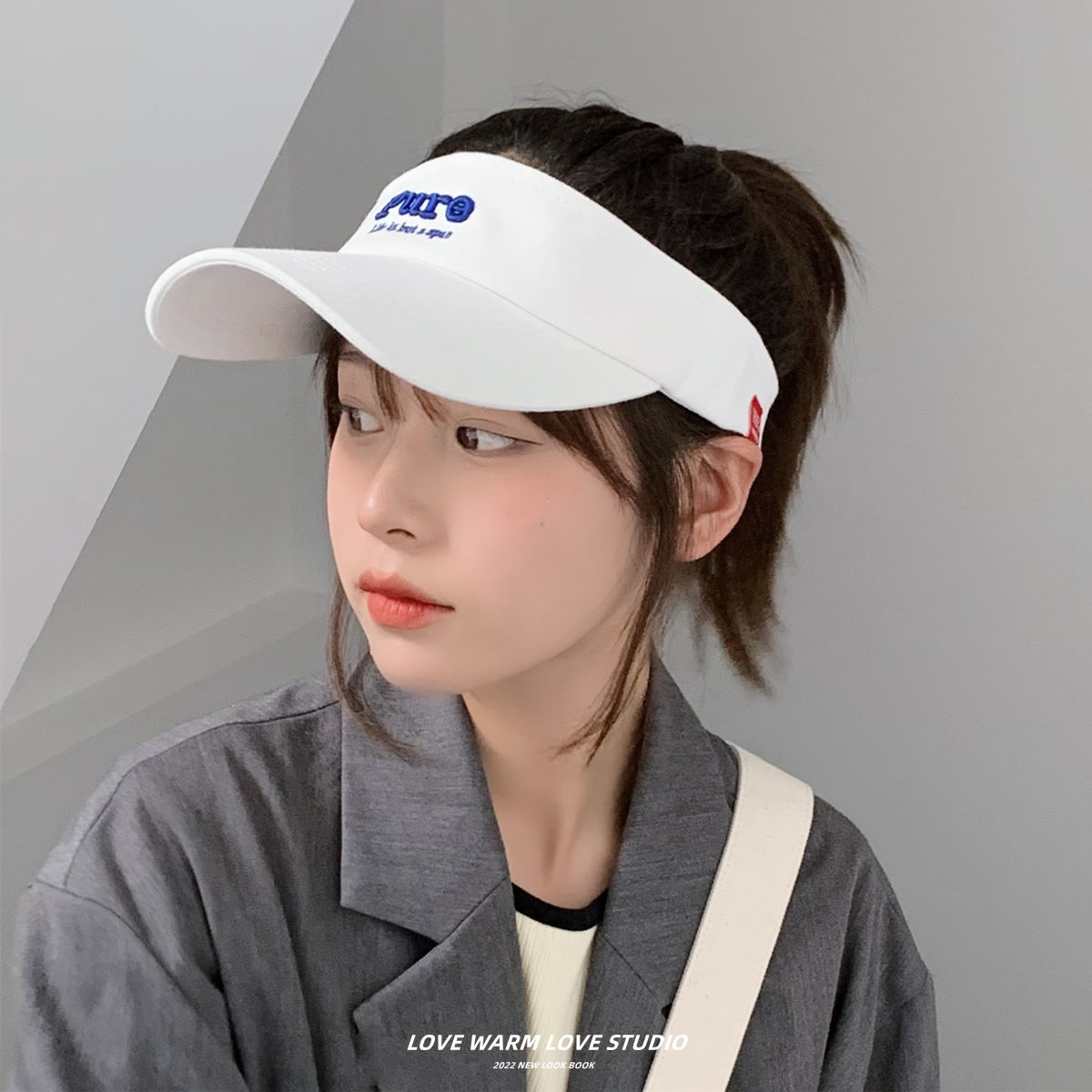 Korean version of the new letter embroidery empty top peaked hat men and women trendy summer outdoor sports all-match sun hat sunshade