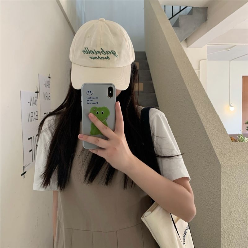 Ding Zouzou retro American letters embroidered peaked hat women's Korean version all-match show face small baseball cap sun visor trendy