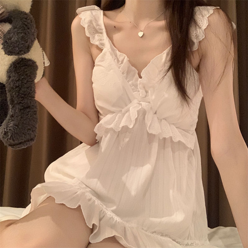 Korean version of ins summer V-neck wood ear lace solid color princess wind solid color sling pajamas female home service suit