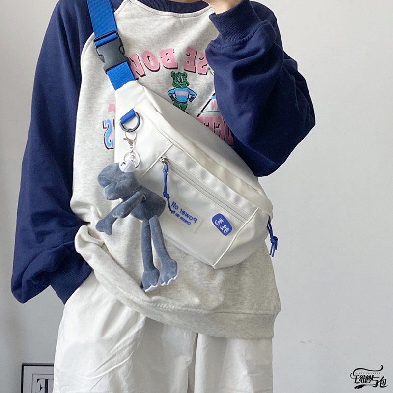 ins Japanese Harajuku sports wind chest bag for women and men ulzzang Korean version of the wild large-capacity Messenger Riding Pocket Bag Trend
