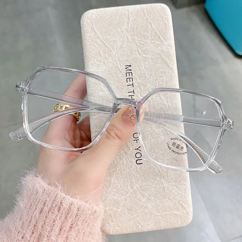 Xiaohongshu ultra-light TR myopia glasses for women can be equipped with large square frame round face anti-blue light eye protection men's Korean version of the tide