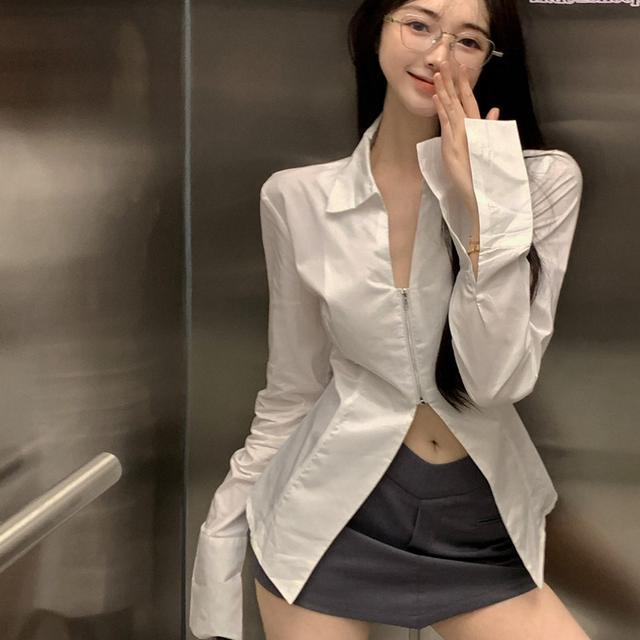 White lapel long-sleeved shirt women's early autumn 2022 new hot girl waist zipper chic design niche top