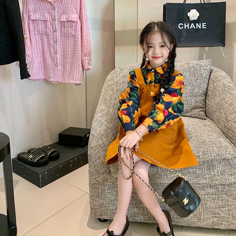 女童秋裝套裝2023新款連衣裙兩件套兒童寶寶童裝韓版初秋背帶裙子