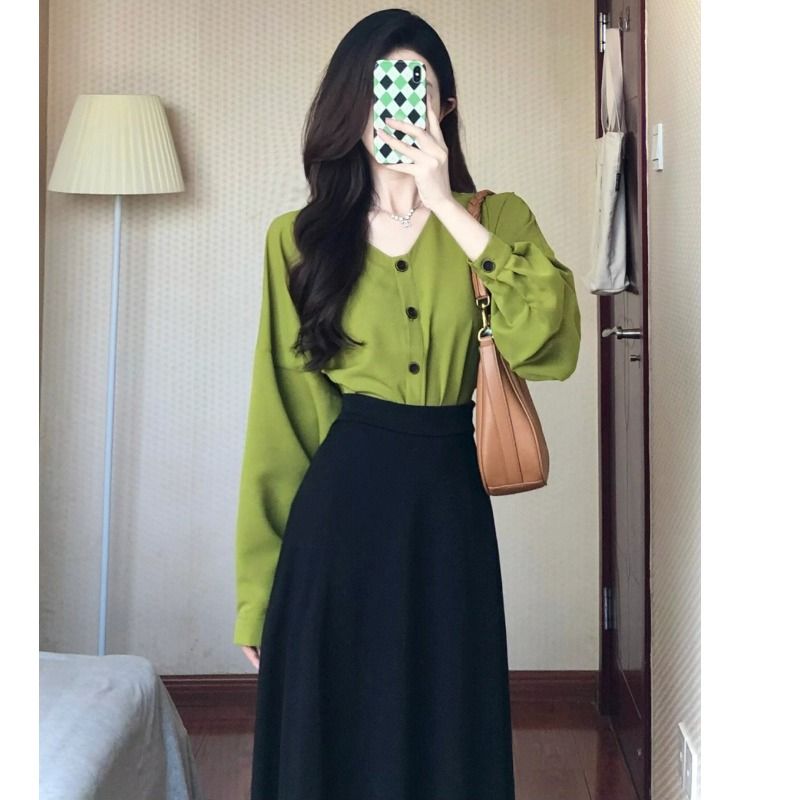長袖時尚套裝女春秋季2023新款法式高級感氣質襯衫高腰顯瘦半身裙