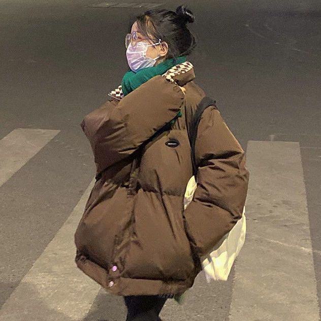 Korean version of ins coffee color plaid stitching bread jacket female winter new student thickened warm cotton coat cotton coat