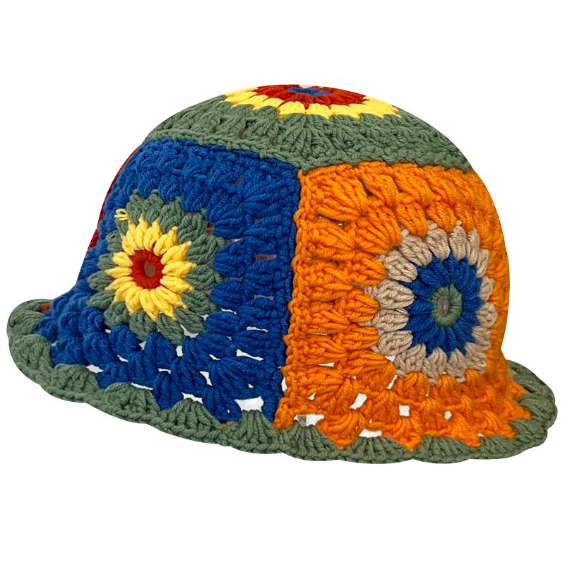 Japanese retro hollow flowers hand-knitted pot hat women's autumn and winter sweet all-match wool hat show face trend
