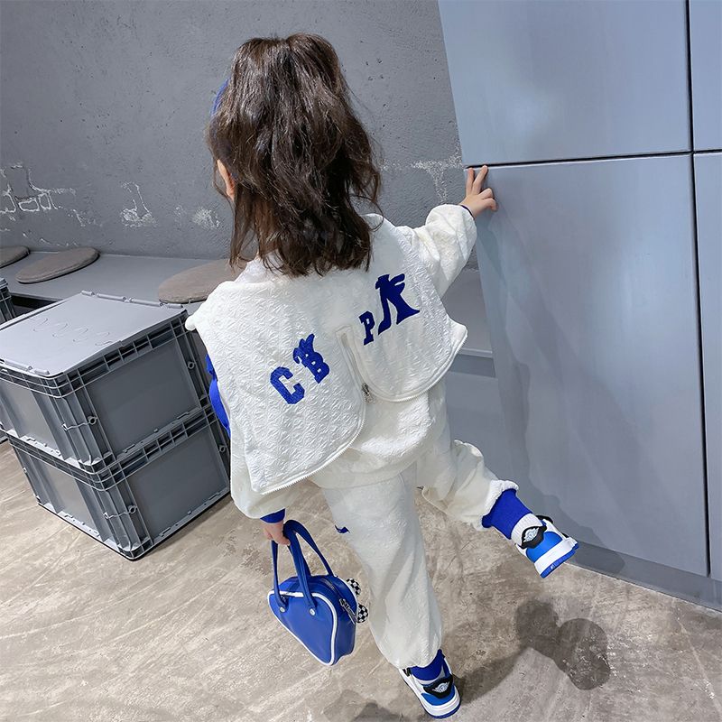 Girls' clothing fashionable suit foreign style children's sports two-piece suit 2023 new net red little girl spring and autumn clothing