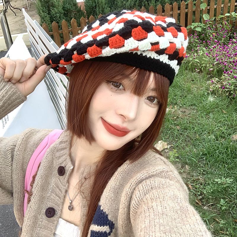 Autumn and winter new handmade crochet hollow color matching knitted beret women's fashion retro warm large head circumference painter hat