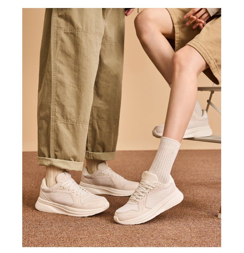 ANTA casual for men in autumn summer, breathable lightweight leather surface, trendy and versatile running, white thick_voghion.com