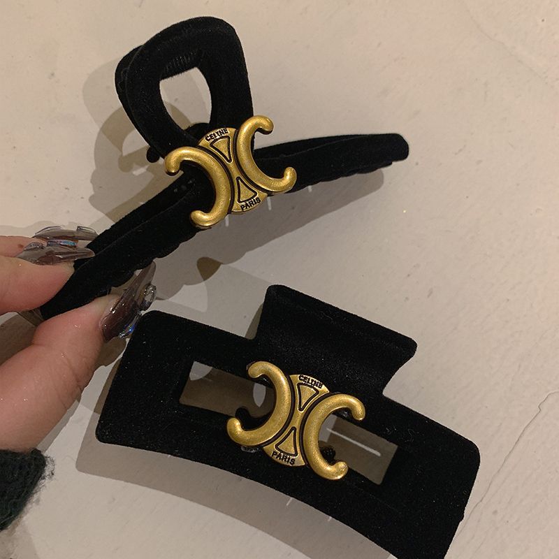 Black velvet Arc de Triomphe grab clip ~ retro French vintage do old high-end small fragrance shark clip hairpin