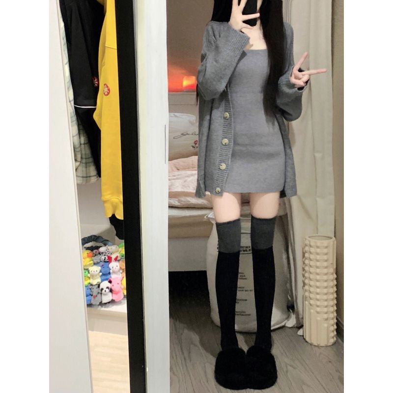 Two-piece suit 2022 autumn and winter new pure desire style knitted sweater cardigan jacket + strap dress women's fashion