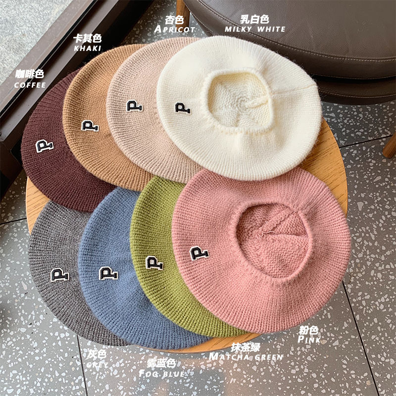 Letter P standard beret is very comfortable to wear knitted wool painter hat autumn and winter warm bud cap girls