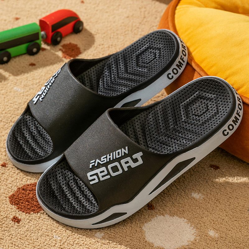 Children's slippers summer boy non-slip wear-resistant home household big children's trend outside wear outdoor boys' sandals and slippers male
