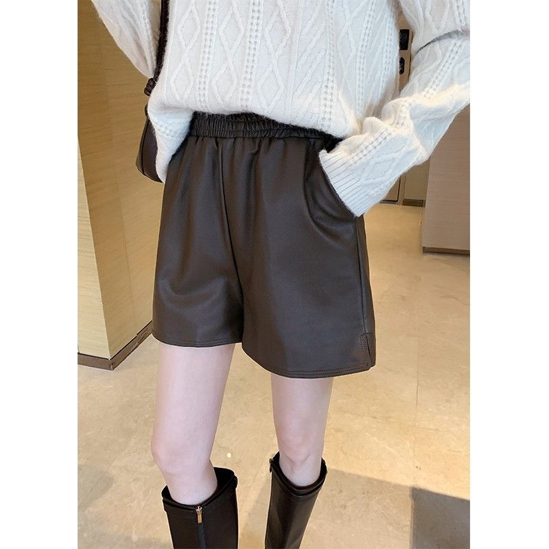 Plus size women's fat mm leather shorts loose casual look thin all-match wide legs elastic waist wear comfortable pu leather pants trendy