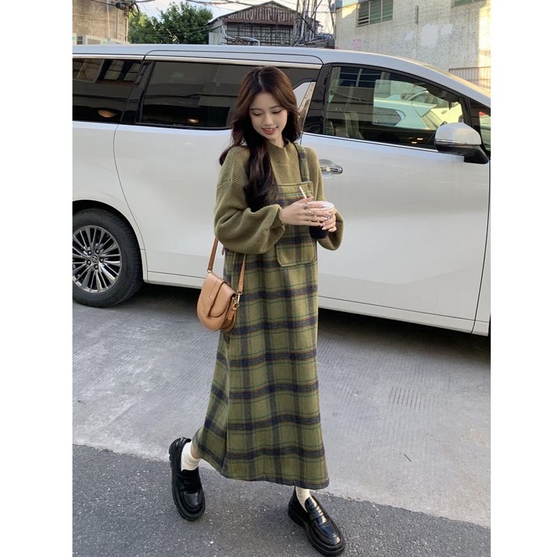 洋氣減齡時尚套裝女秋冬新款復古格子背帶連衣裙內搭長袖毛衣