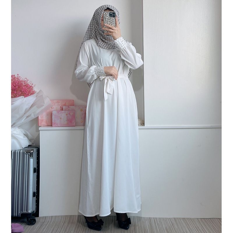 F189 autumn new Muslim women's fashion Malay long skirt with pearl Hui ethnic robe long-sleeved dress