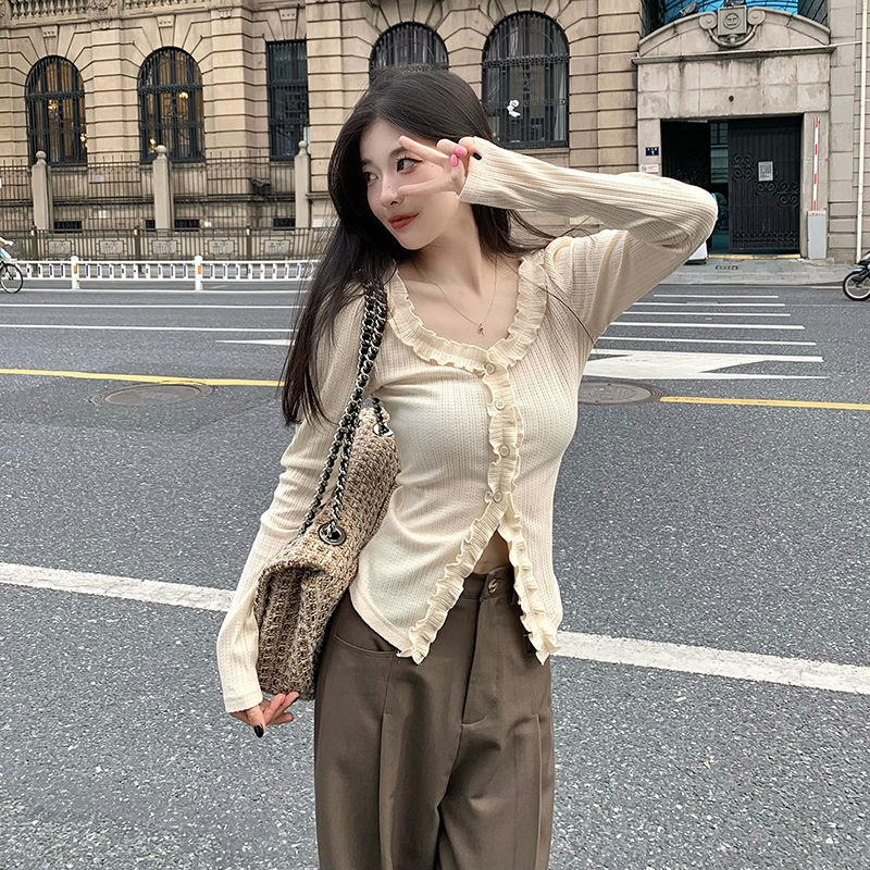 Korean style chic pure desire temperament sweet and spicy lotus leaf lace slim tops look thin and foreign style all-match long-sleeved T-shirt female autumn