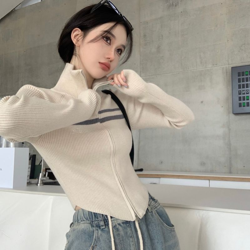 Korean style chic hot girl sexy backless senior cardigan long-sleeved Korean version temperament tops ins trendy coat female autumn