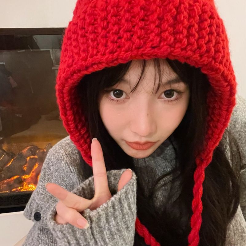 Zheng Baiwan Korean version of foreign style autumn and winter Baotou hat women's warm knitted hat woolen hat fashion show face small Japanese tide