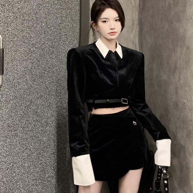 Small fragrant wind short coat women's autumn  new black velvet high-end sense of celebrity temperament long-sleeved top