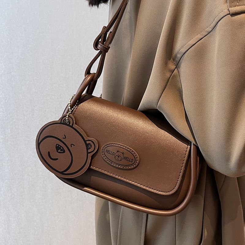 High-end texture underarm bag women 2022 new autumn and winter fashion shoulder bag texture soft leather messenger small square bag