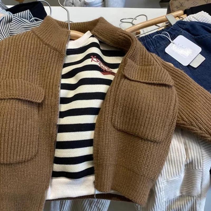 Korean version of children's clothing boy's knitted sweater cardigan coat autumn new children's casual fashion solid color sweater trend