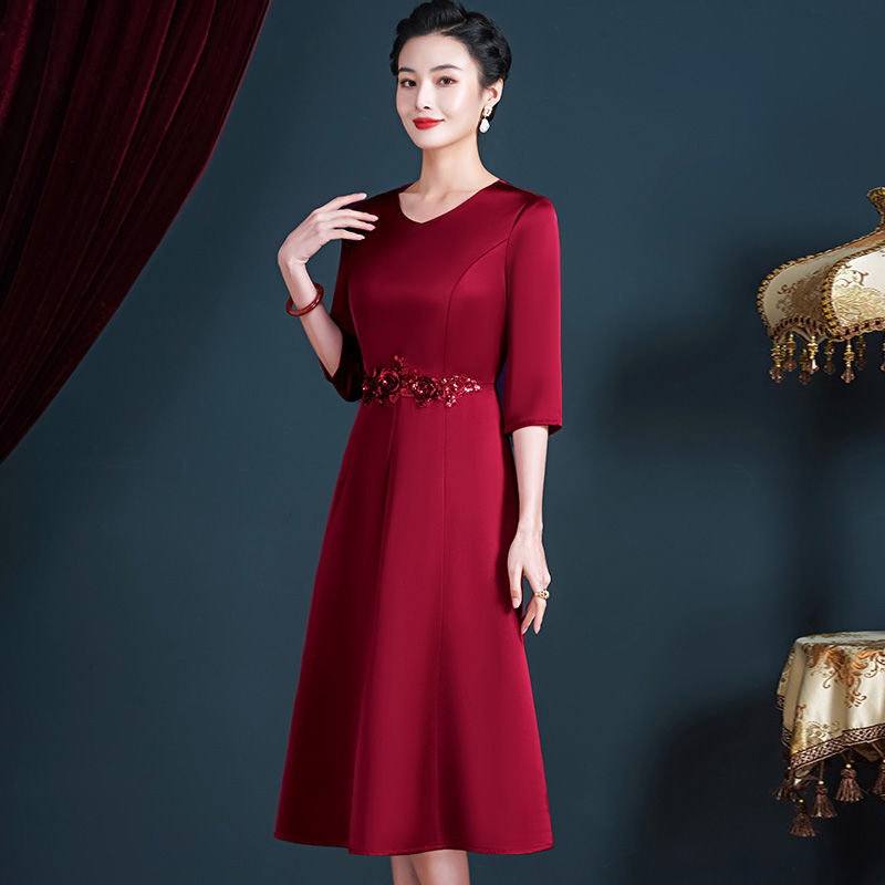 婚禮媽媽禮服高檔氣質高貴年輕丈母娘高端喜婆婆婚宴裝冬2022新款