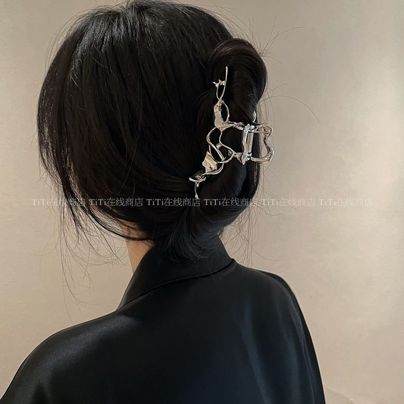 TiTi甜酷收藏家 原創液態線條金屬抓夾女大號鯊魚夾子後腦勺盤發