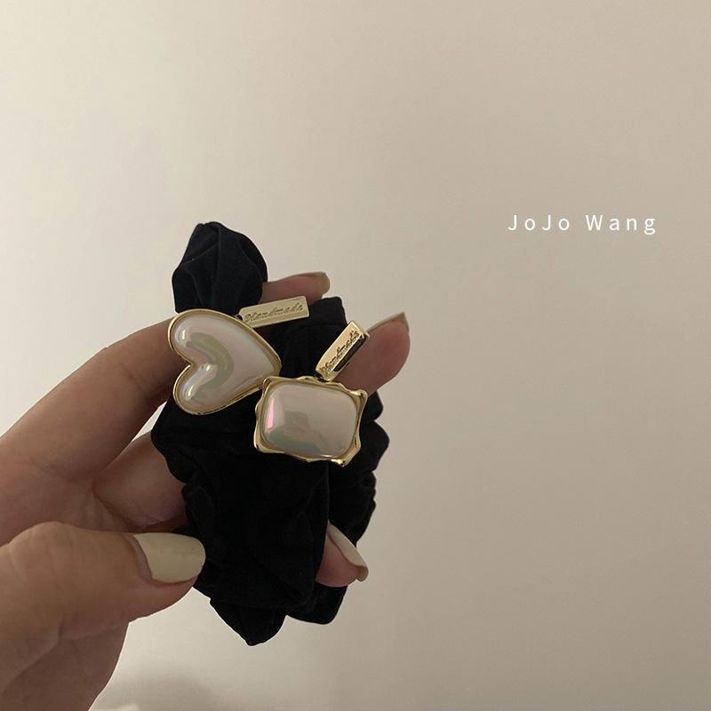 Hårband och scrunchie med pärlor för kvinnor elegant stil_voghion.com