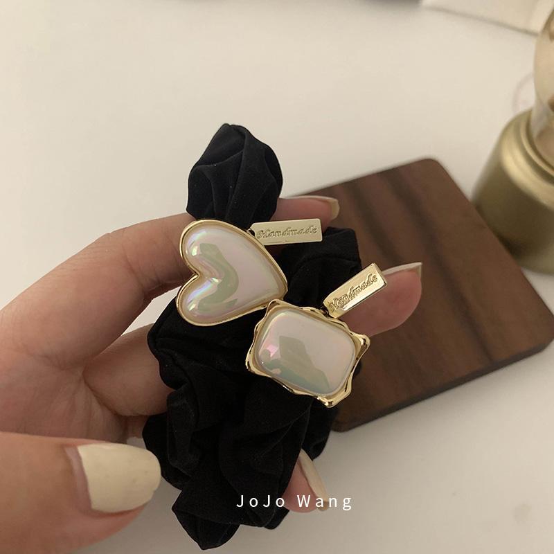 Hårband och scrunchie med pärlor för kvinnor elegant stil_voghion.com