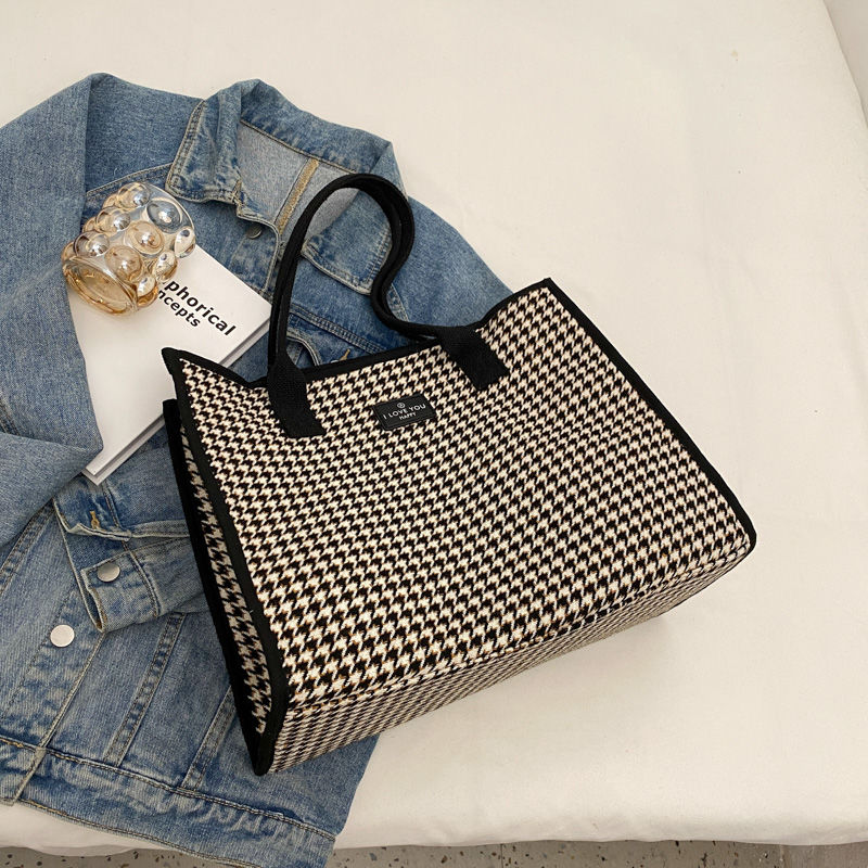 Large Capacity Women's Autumn and Winter Popular Shoulder Plaid Versatile Tote Canvas Handbag Mommy Bag_voghion.com