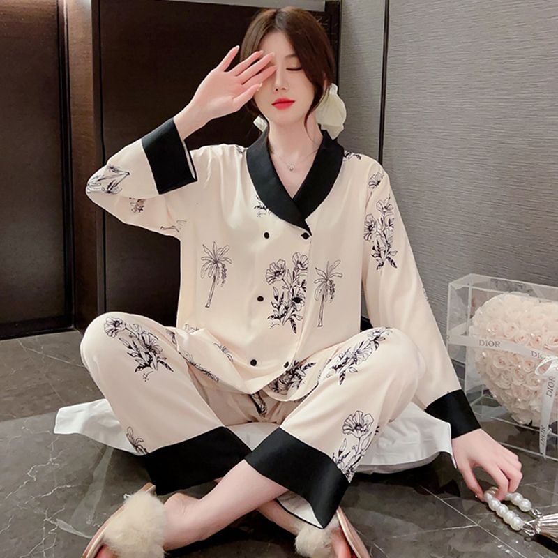Korean version of ice silk pajamas women's high-end spring and autumn long-sleeved thin section 2023 new silk home service suit