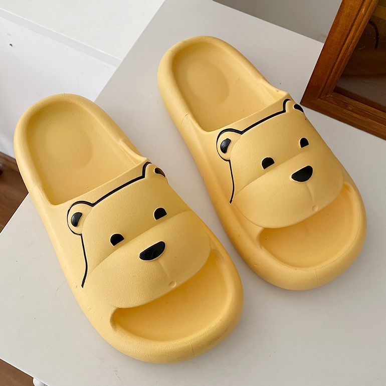 Bear slippers women's summer indoor non-slip thick bottom stepping on shit feeling home bathing students wearing cute sandals and slippers