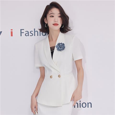 White suit skirt, feminine goddess style short-sleeved suit formal jewelry store work clothes professional workwear summer