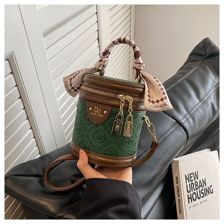 Luxuriöse Damen Beuteltasche Als Umhängetasche Aus Leder_voghion.com