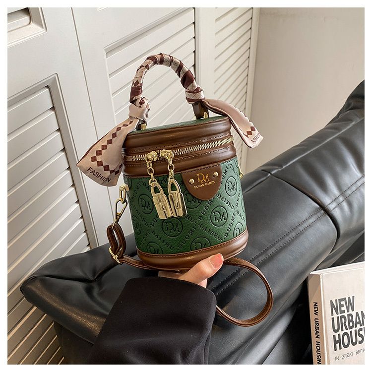 Luxuriöse Damen Beuteltasche Als Umhängetasche Aus Leder_voghion.com
