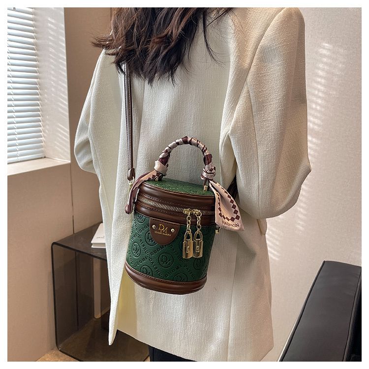Luxuriöse Damen Beuteltasche Als Umhängetasche Aus Leder_voghion.com