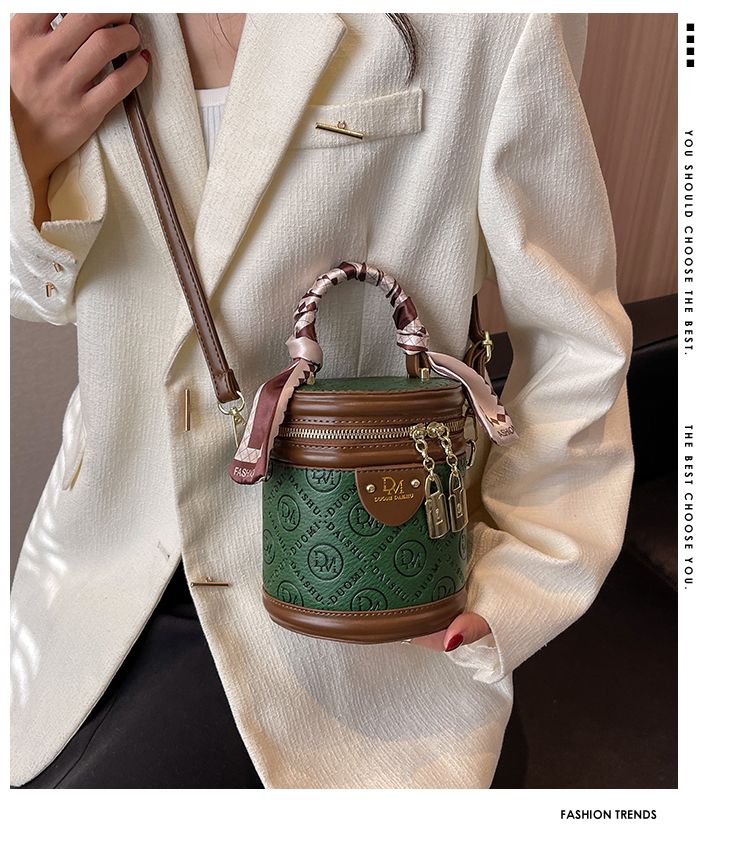 Luxuriöse Damen Beuteltasche Als Umhängetasche Aus Leder_voghion.com
