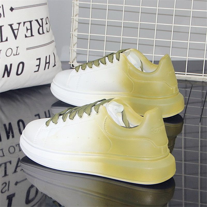 Online Rote, sich allmählich verändernde kleine weiße Damen-Herbst-Neupaar-Boardschuhe mit dicker Sohle im Jahr 2022_voghion.com