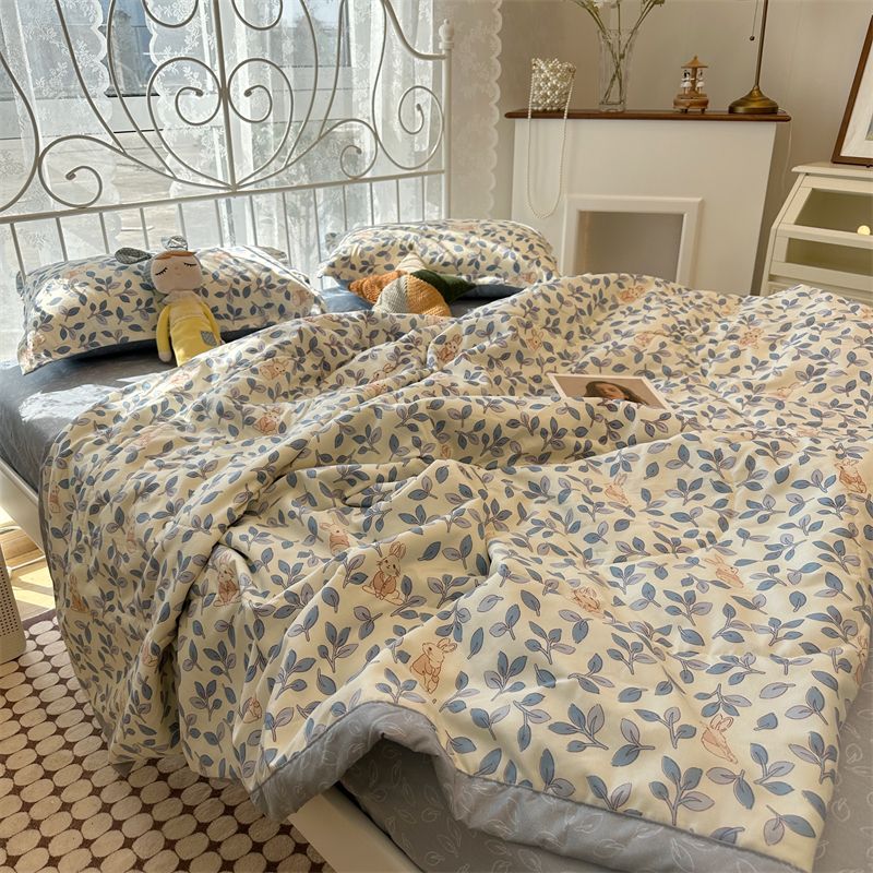 Small floral ins washed cotton thin quilt 2.0 summer quilt core summer cool quilt four-piece set air-conditioning quilt summer machine washable