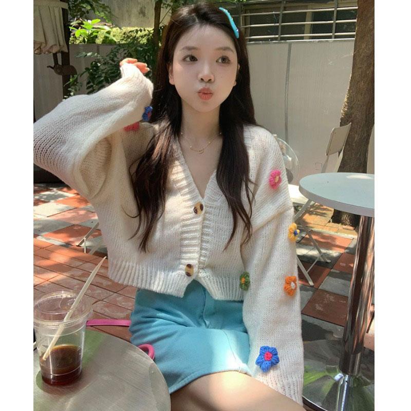 韓版女裝短款毛衣外套女春裝設計感小眾立體小花寬鬆針織開衫上衣