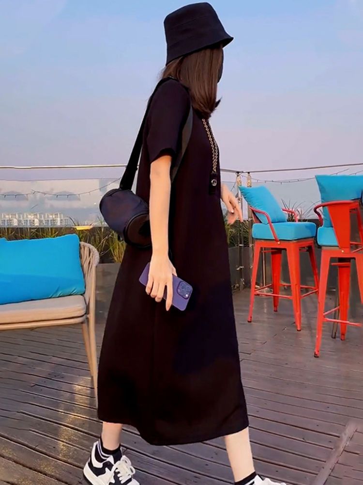 赫本风高级感黑色短袖连衣裙夏新款裙子女小众设计感宽松长裙