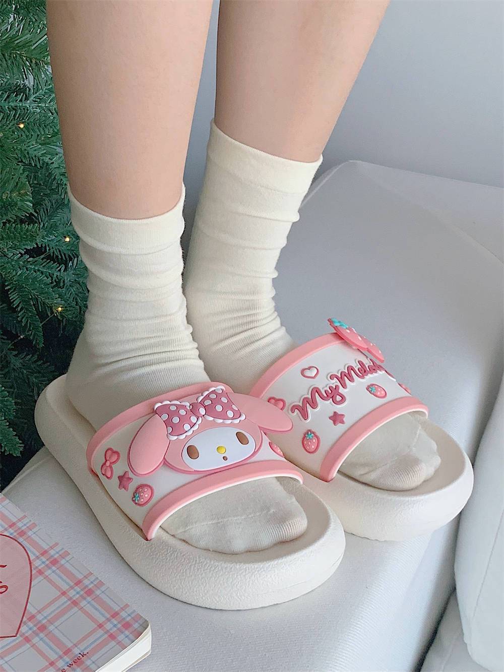 Thin strip Sanrio IP joint girl heart Melody slippers summer home non-slip thick bottom sandals and slippers for women