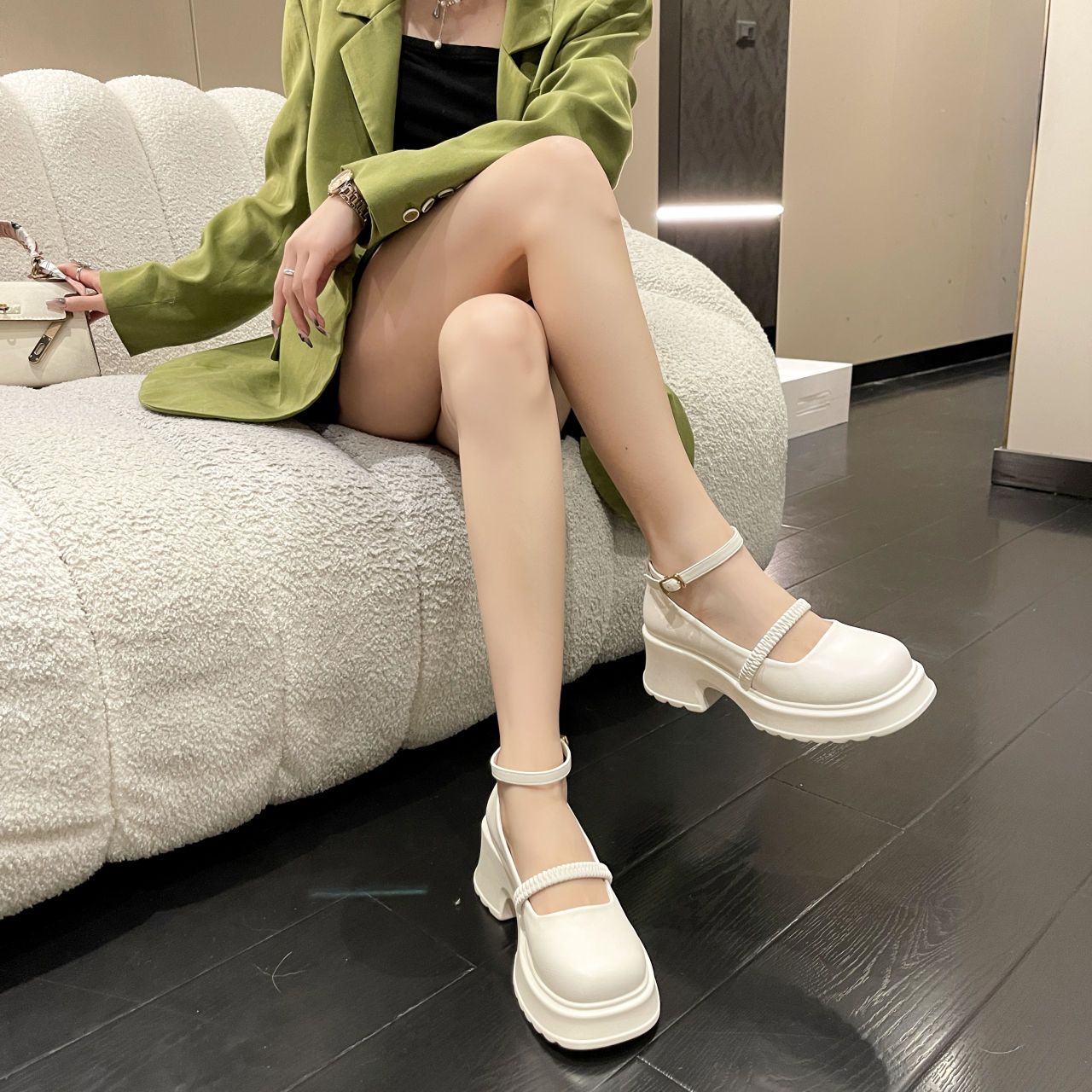 French thick-heeled small leather shoes women's British style 2023 spring new student thick-soled heightened all-match Mary Jane shoes
